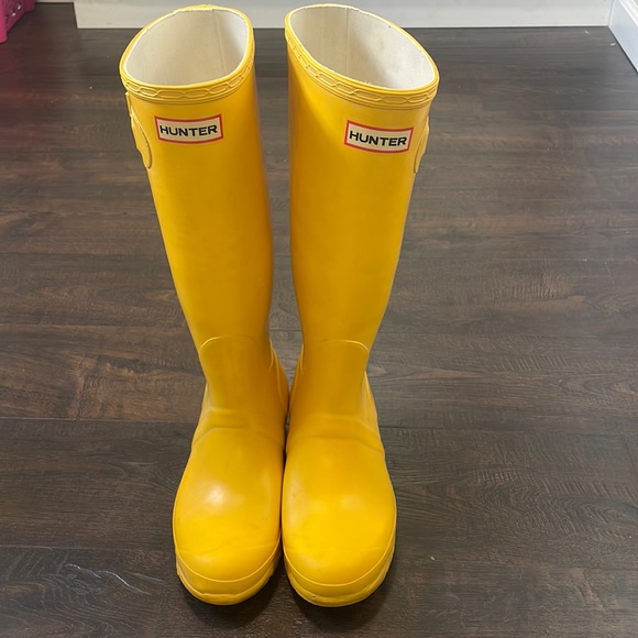 Hunter Shoes - HUNTER wellie rubber rain boots tall yellow size 7
